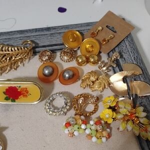 Elegant Gold and Silver Jewelry Set